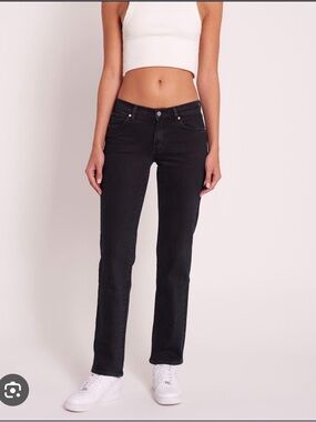 Abrand Black Straight-Leg Women's Jeans